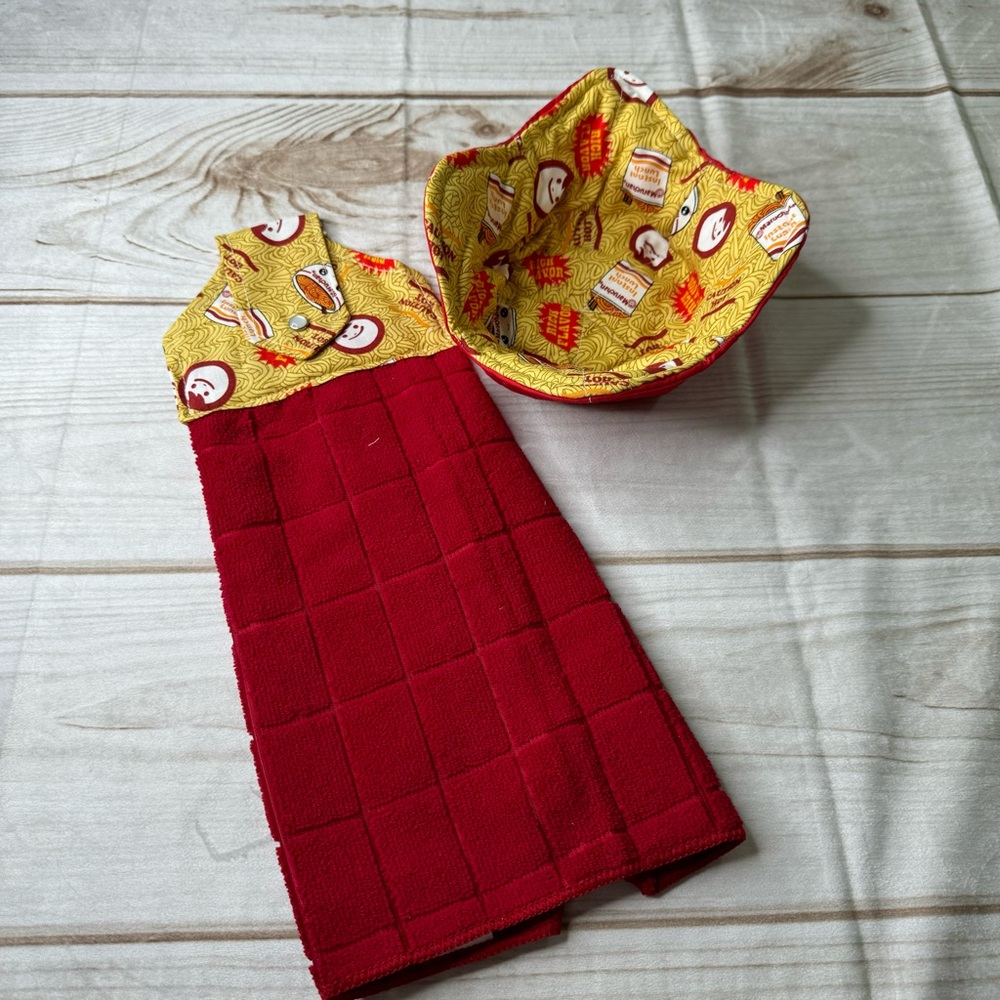 Ramen noodles Bowl Cozy and Towel set